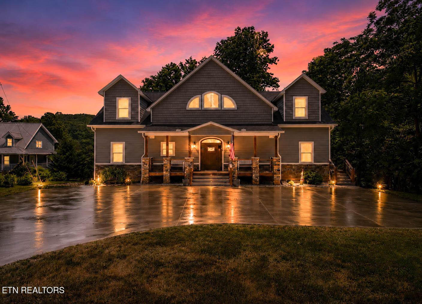 597 E Norris Point Rd, Lafollette, TN - Norris Lake Real Estate - Image# 2