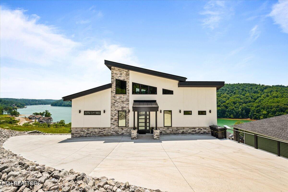 502 Cameron Loop Lane, Lafollette, TN - Norris Lake Real Estate - Image# 1