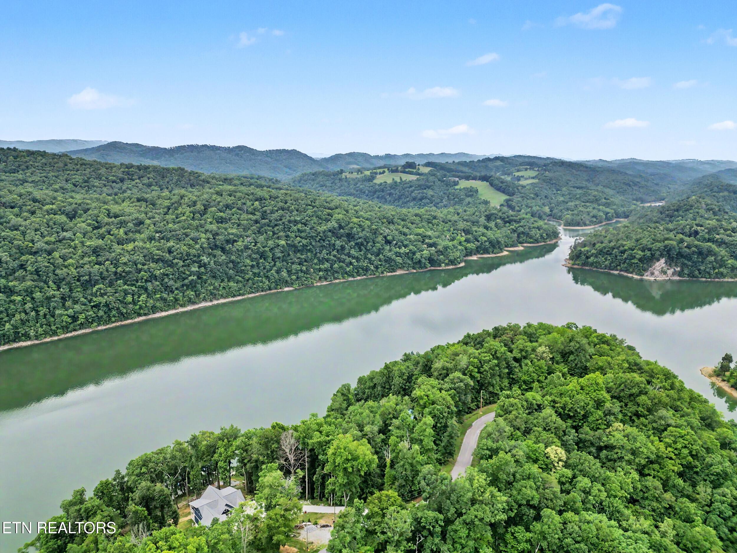 836 & 835 Jacks Bluff Rd, New Tazewell, TN - Norris Lake Real Estate - Image# 39
