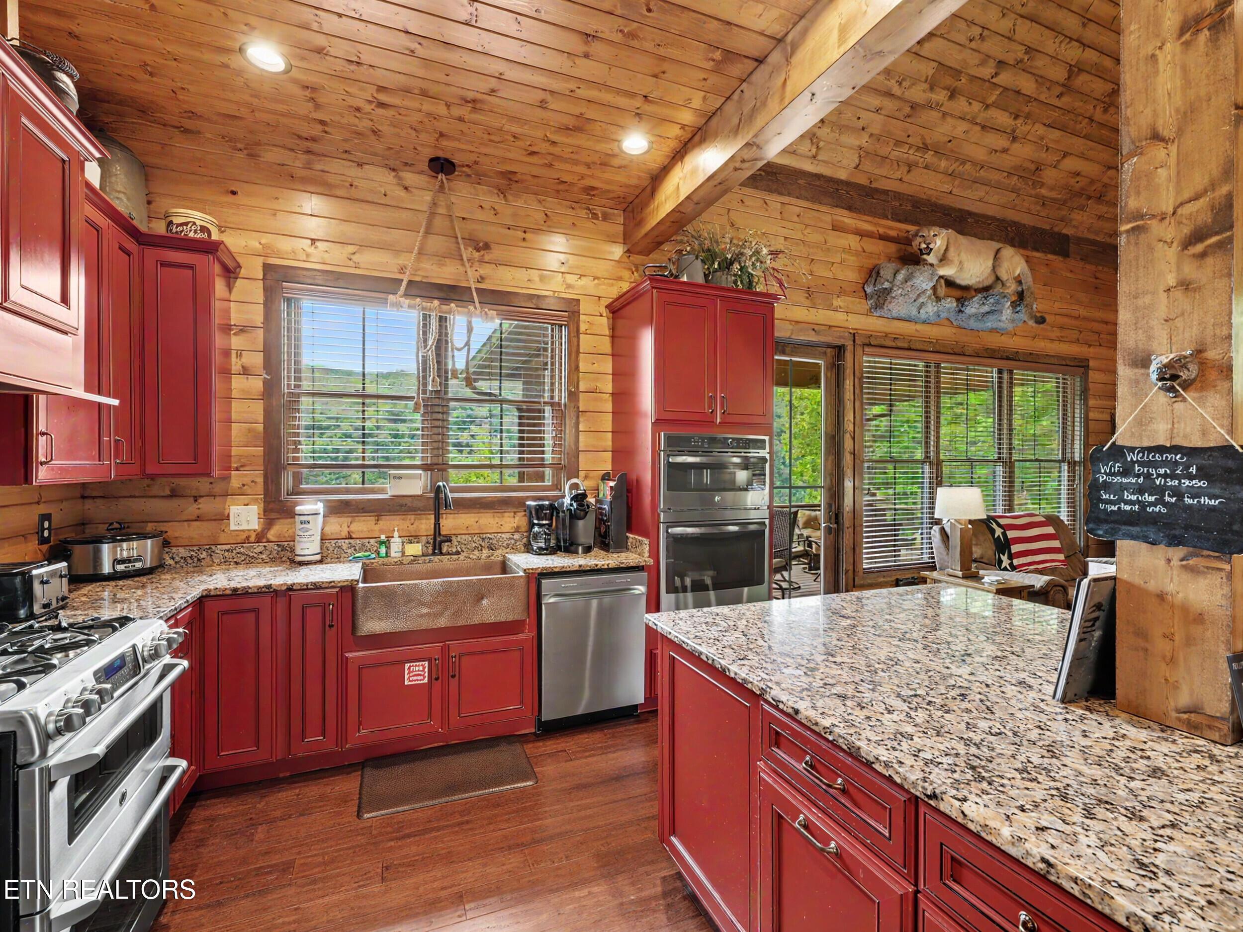 836 & 835 Jacks Bluff Rd, New Tazewell, TN - Norris Lake Real Estate - Image# 13
