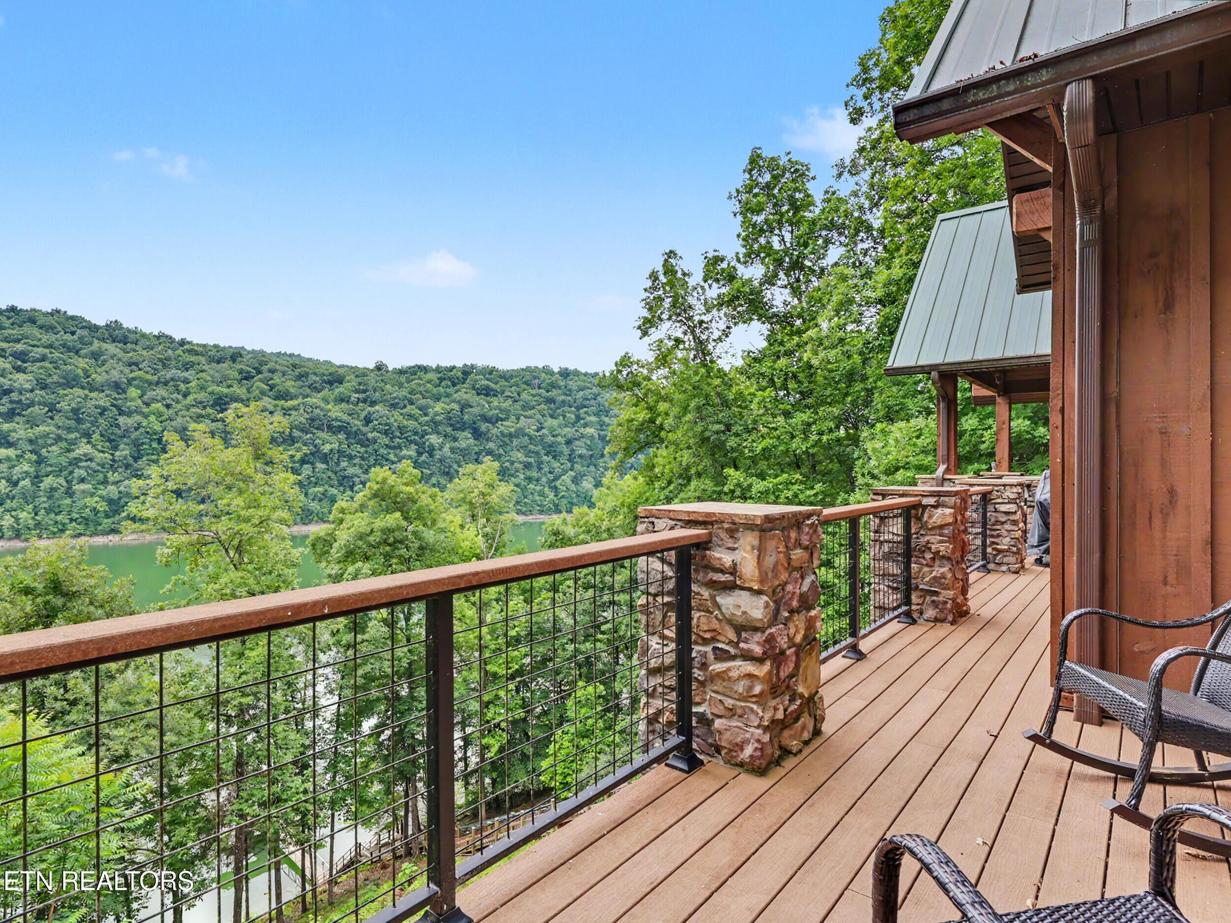 836 & 835 Jacks Bluff Rd, New Tazewell, TN - Norris Lake Real Estate - Image# 42
