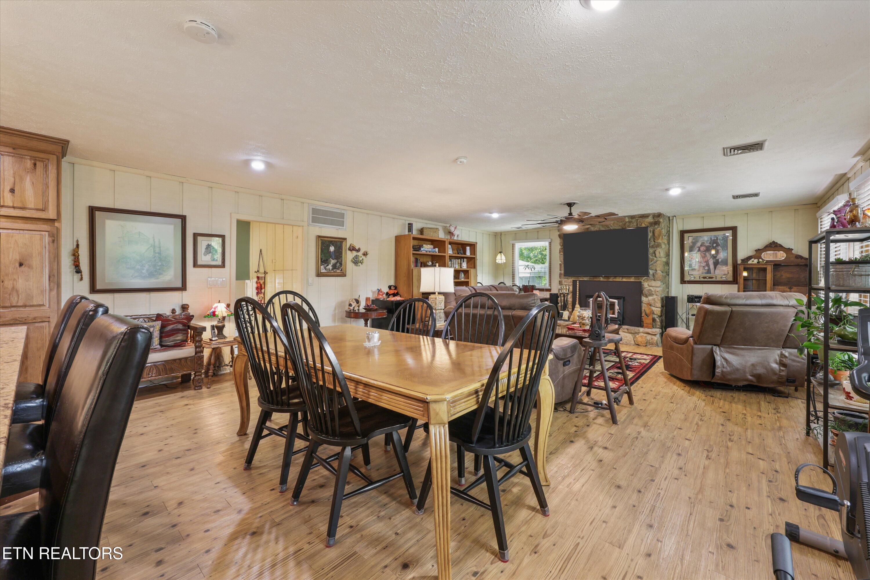 131 Shore Loop, Andersonville, TN - Norris Lake Real Estate - Image# 12