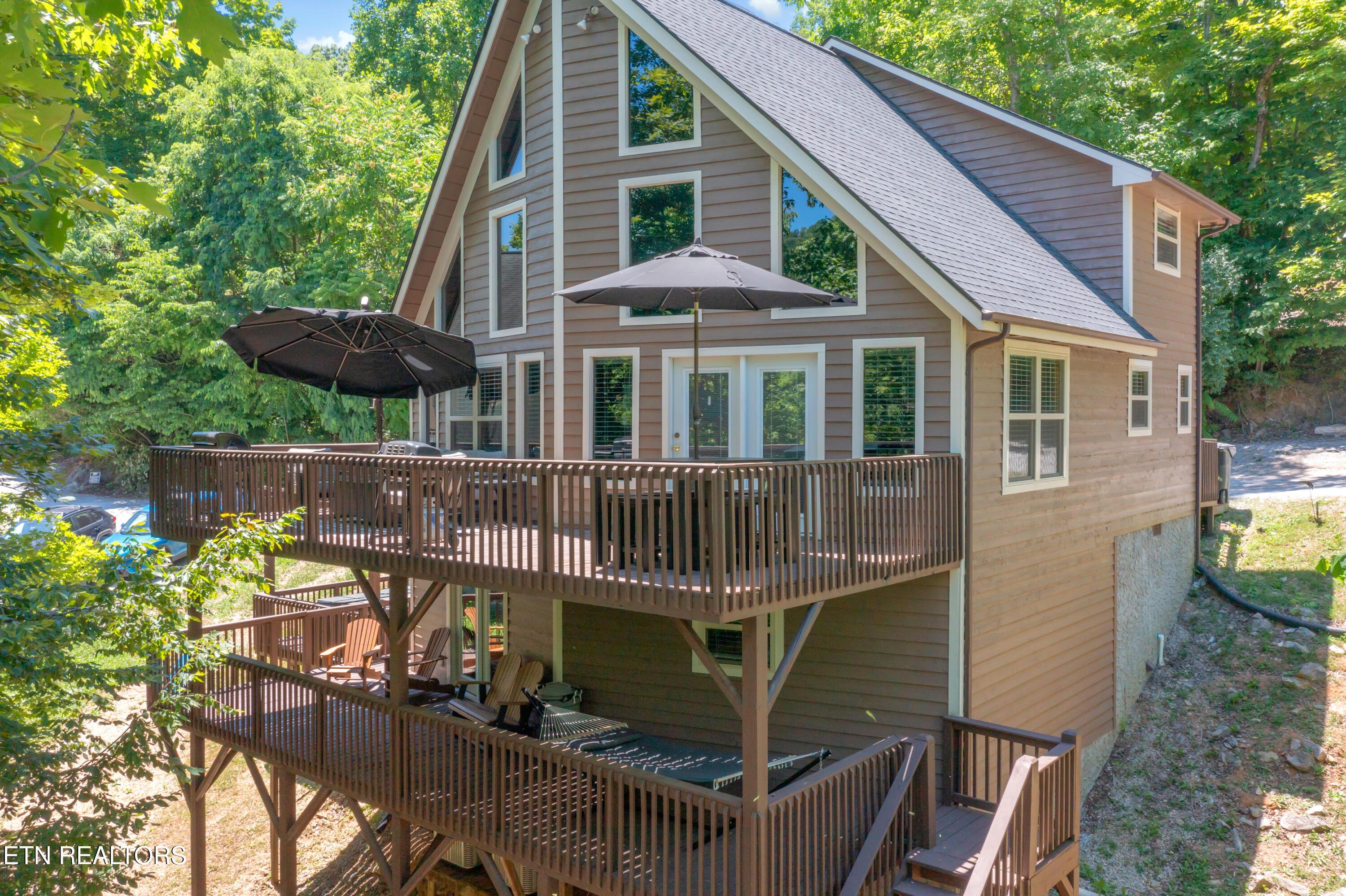 147 Flat Lake Circle, Speedwell, TN - Norris Lake Real Estate - Image# 1