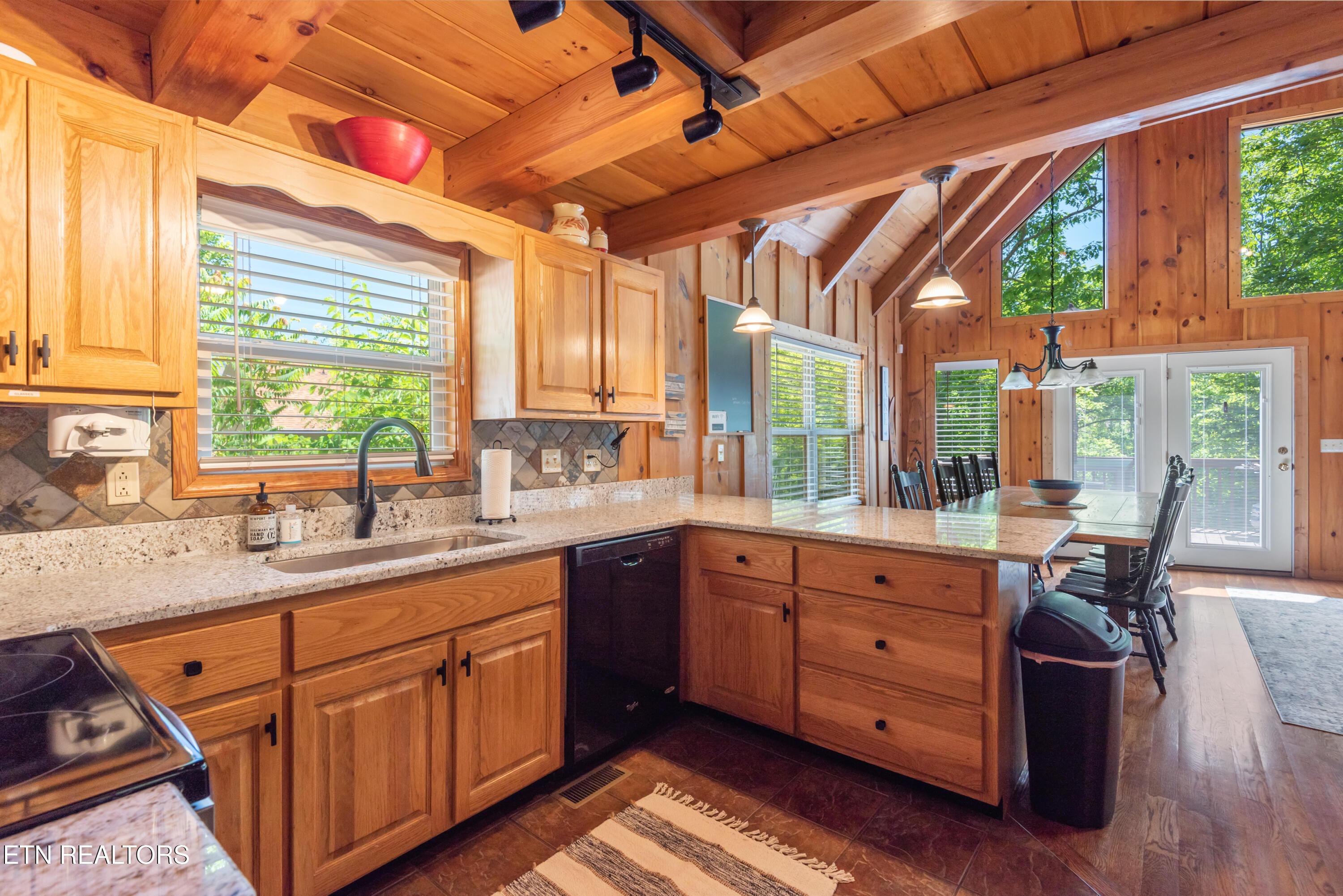 147 Flat Lake Circle, Speedwell, TN - Norris Lake Real Estate - Image# 16