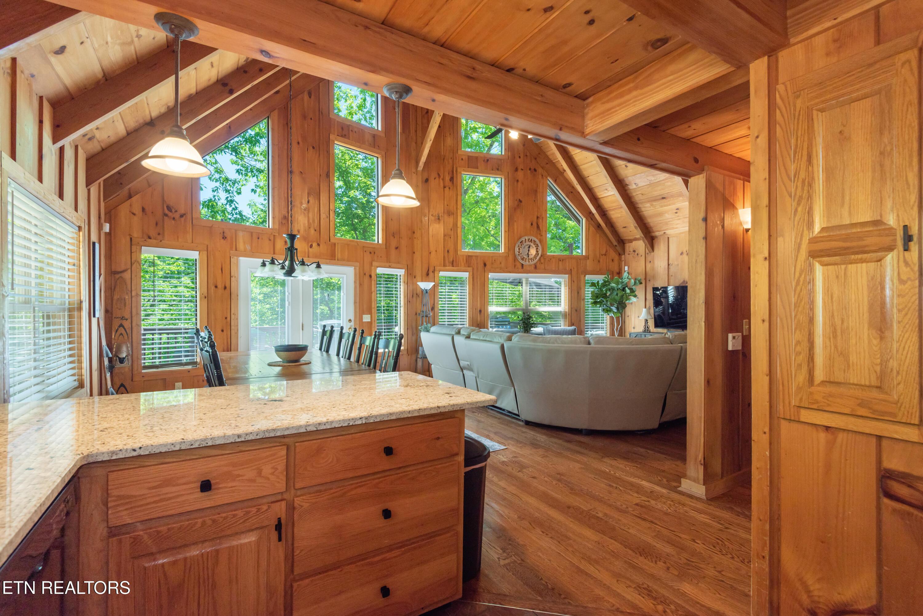 147 Flat Lake Circle, Speedwell, TN - Norris Lake Real Estate - Image# 18