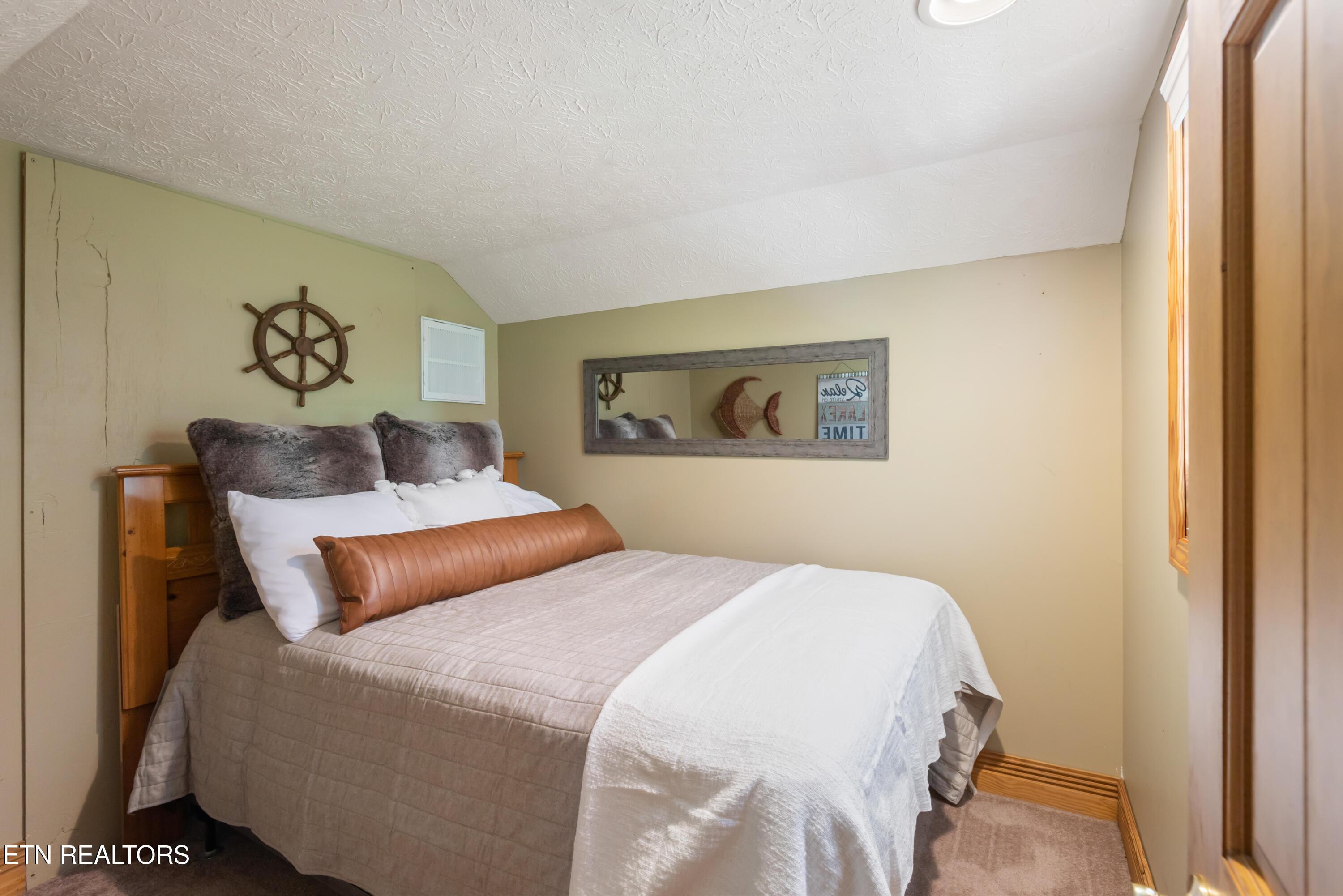 147 Flat Lake Circle, Speedwell, TN - Norris Lake Real Estate - Image# 32