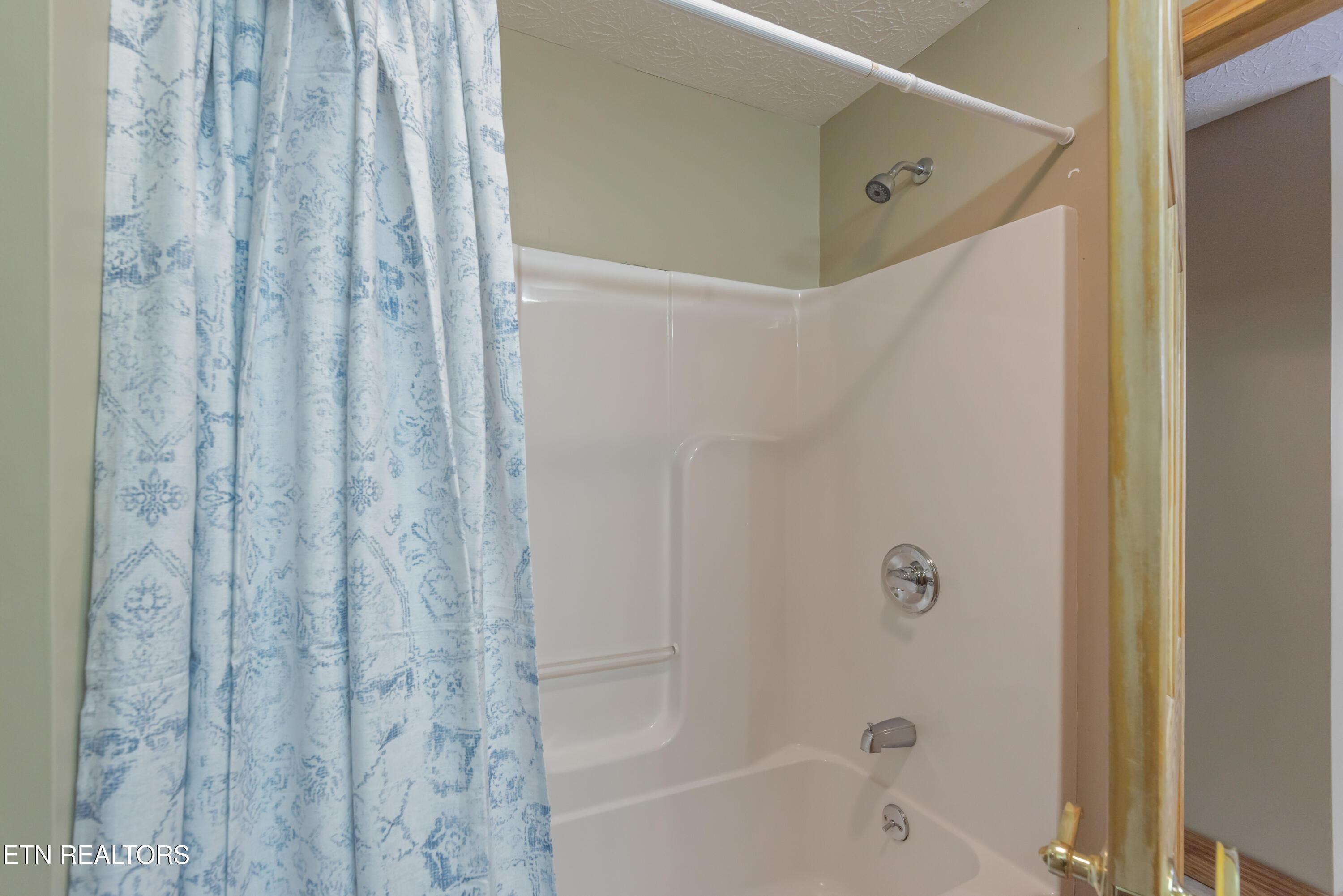 147 Flat Lake Circle, Speedwell, TN - Norris Lake Real Estate - Image# 40