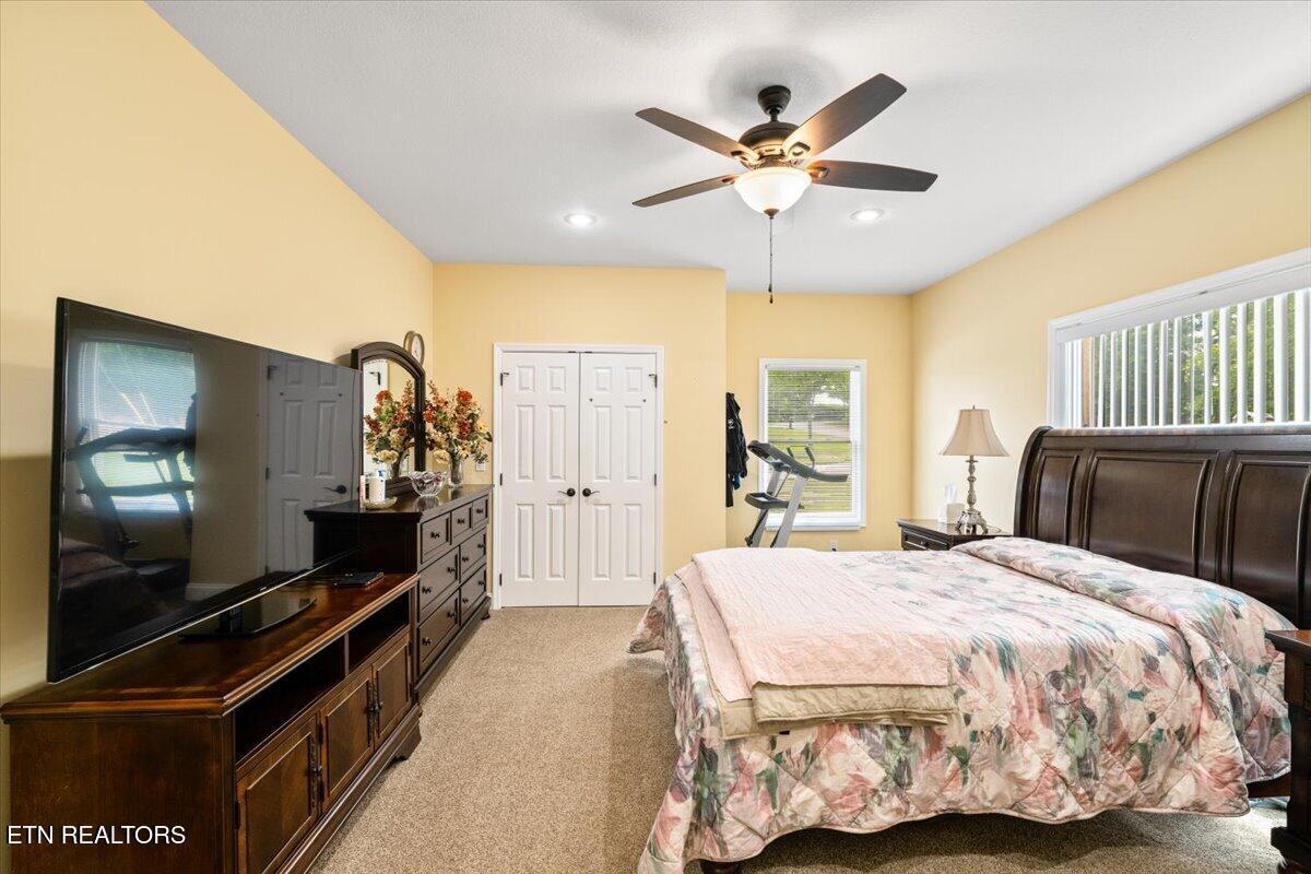 1380 E Norris Point Rd, Lafollette, TN - Norris Lake Real Estate - Image# 24