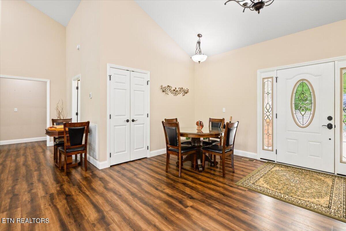1380 E Norris Point Rd, Lafollette, TN - Norris Lake Real Estate - Image# 36