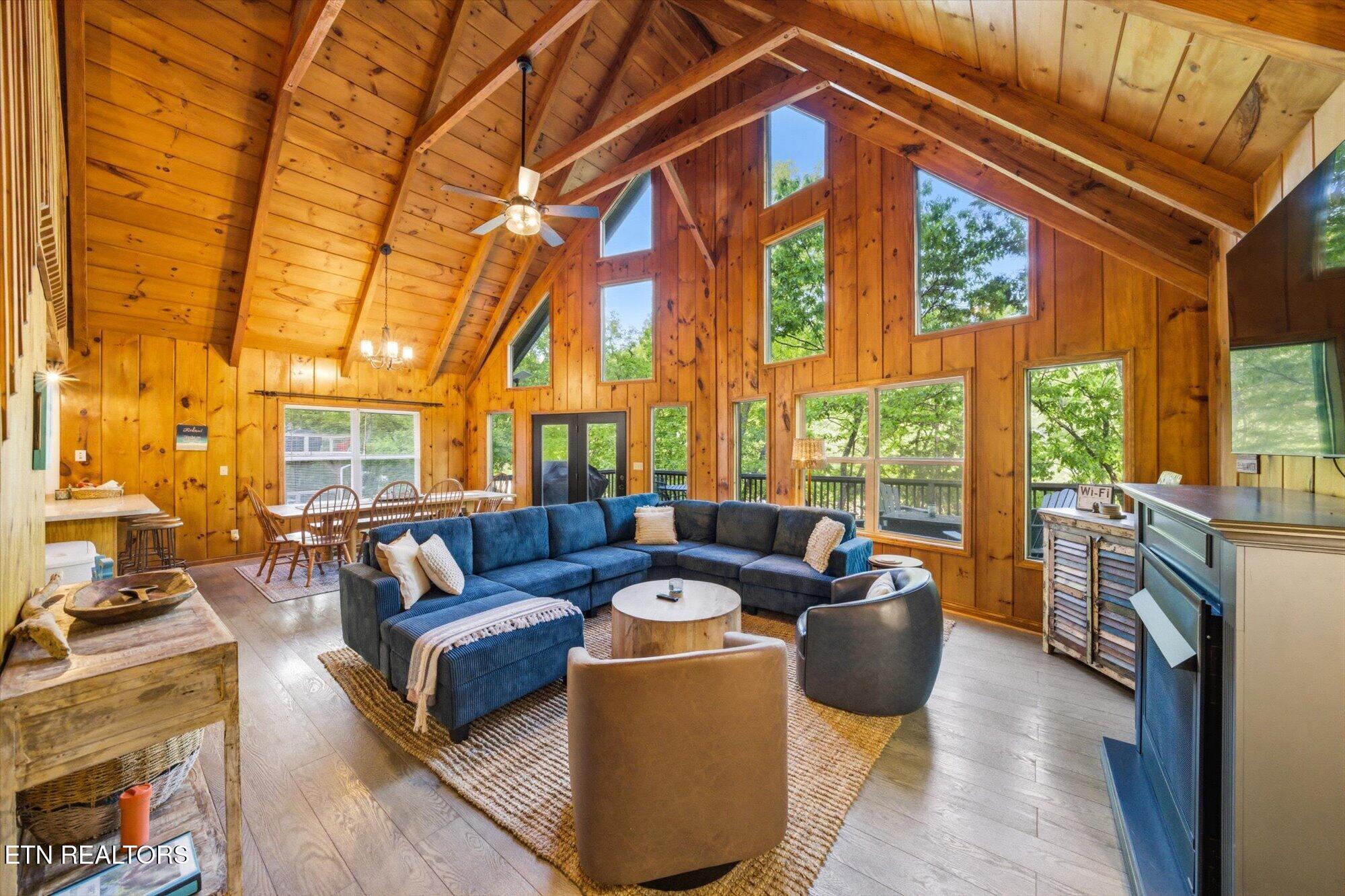 123 Flat Lake Circle, Speedwell, TN - Norris Lake Real Estate - Image# 2