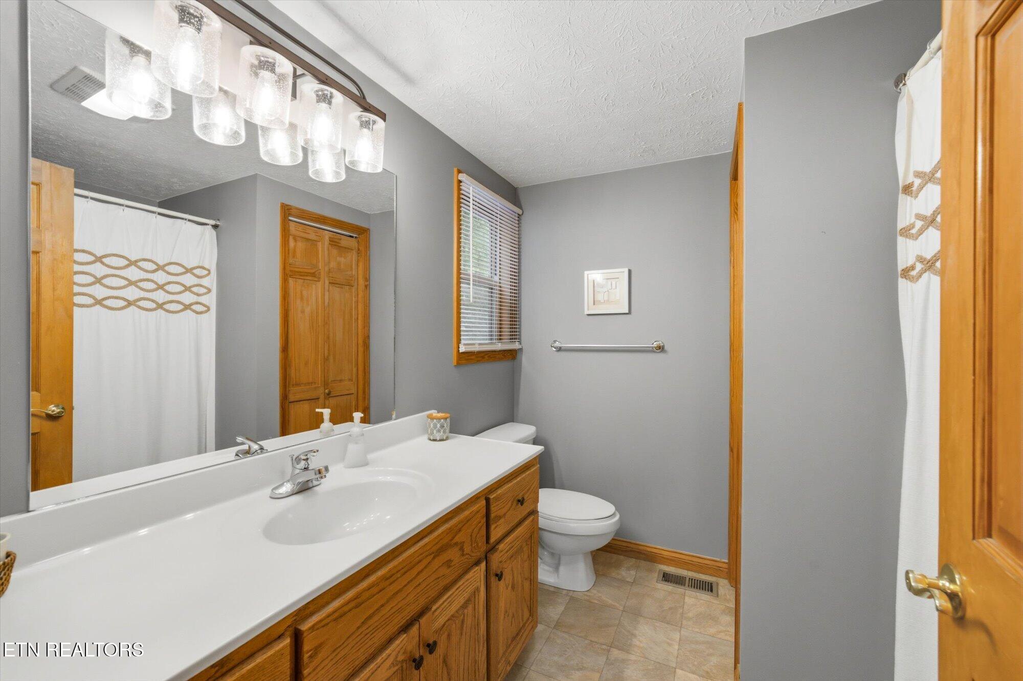 123 Flat Lake Circle, Speedwell, TN - Norris Lake Real Estate - Image# 10