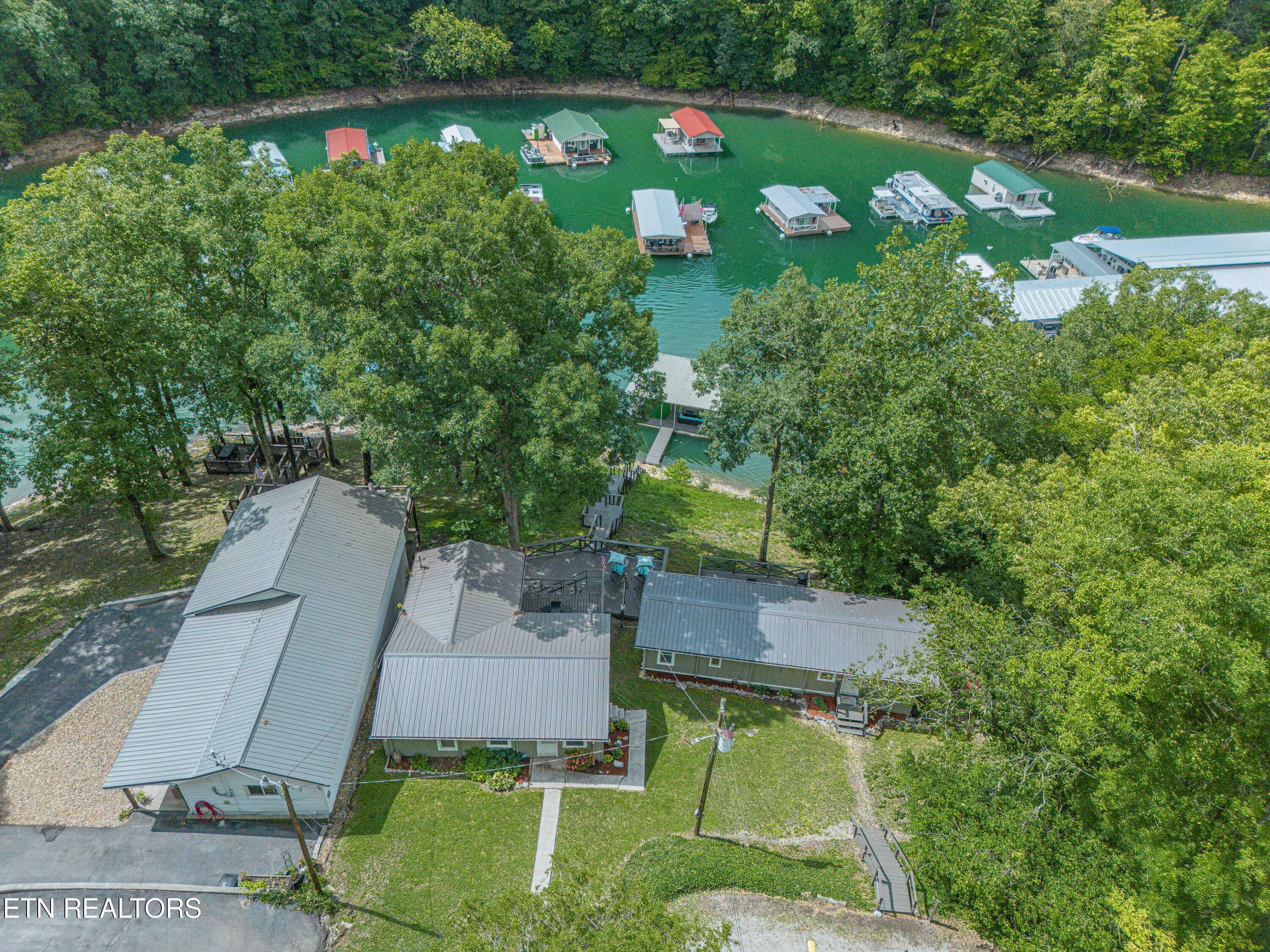 810 Indian River Boat Dock Rd, Jacksboro, TN - Norris Lake Real Estate - Image# 6