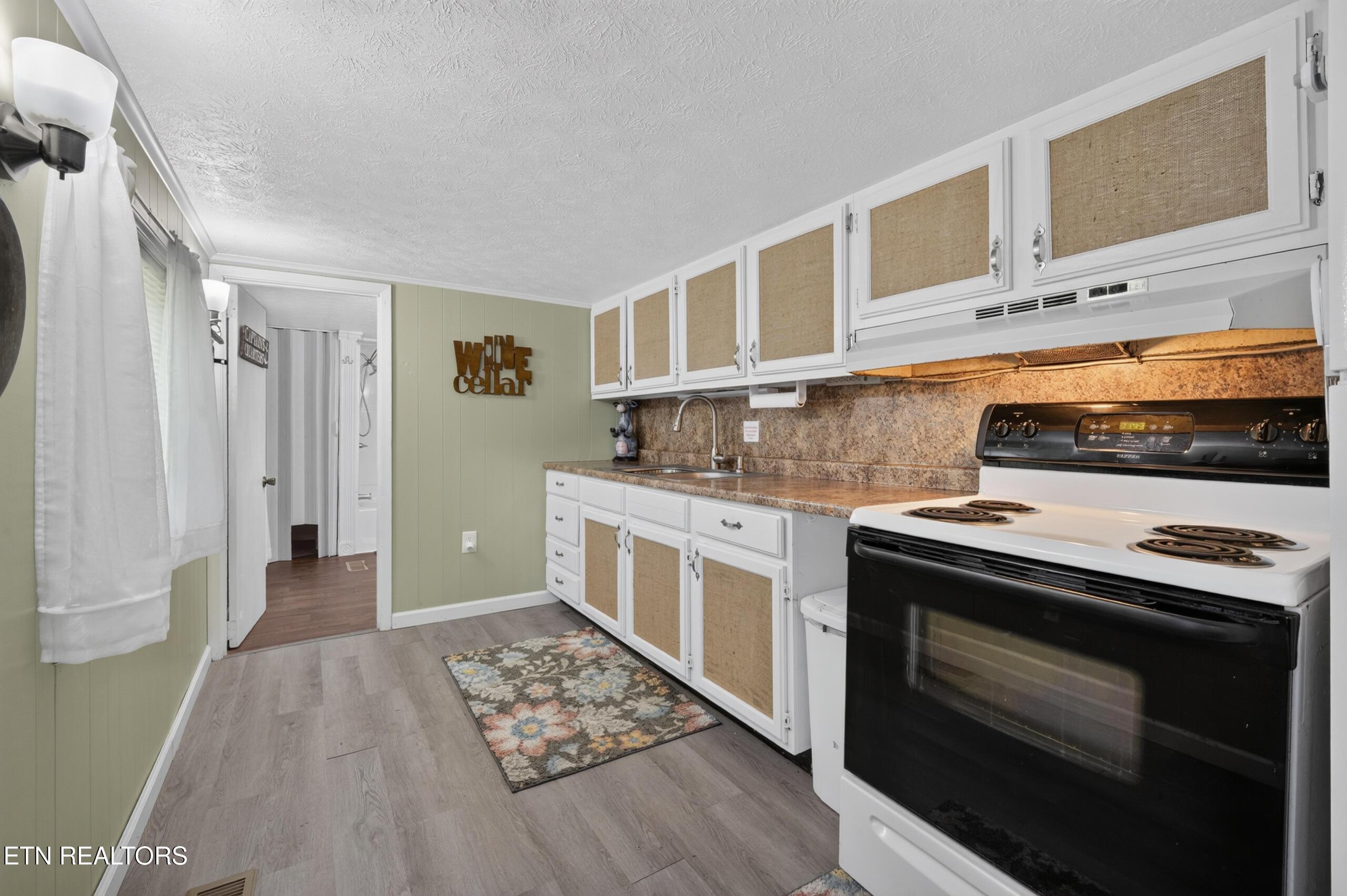 810 Indian River Boat Dock Rd, Jacksboro, TN - Norris Lake Real Estate - Image# 40