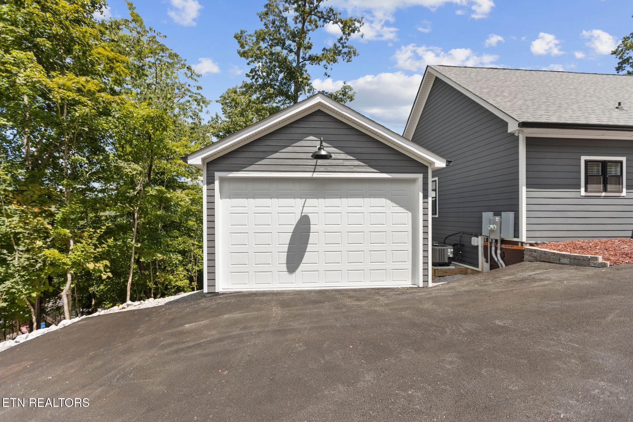 552 Fox Ridge Lane, Caryville, TN - Norris Lake Real Estate - Image# 46