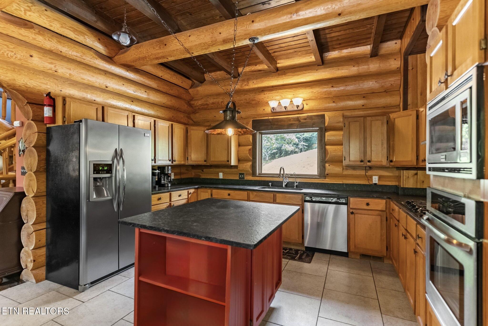 136 Landmark Drive, New Tazewell, TN - Norris Lake Real Estate - Image# 12
