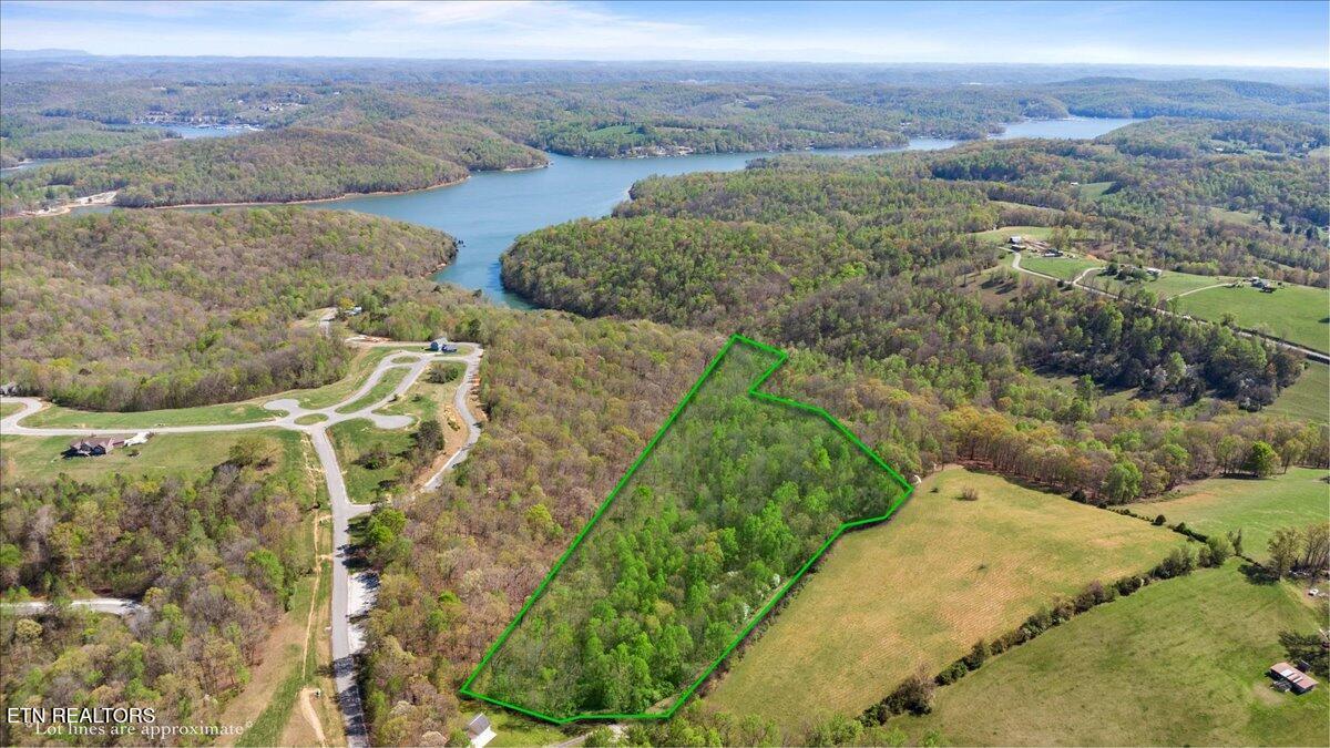 Old Glory Lane, Lafollette, TN - Norris Lake Real Estate - Image# 2