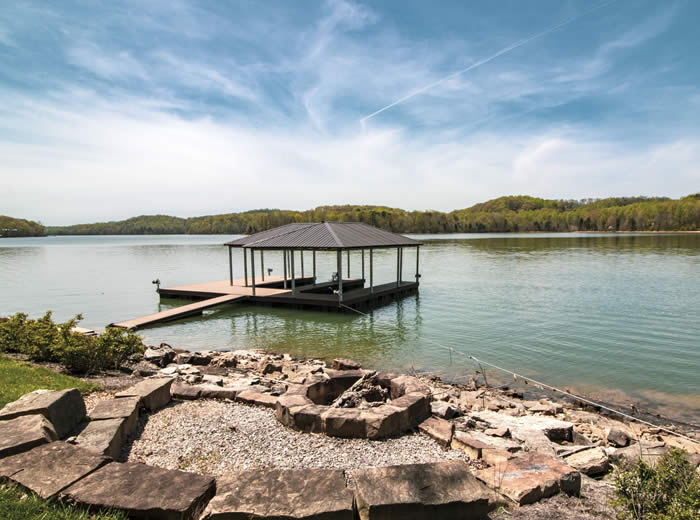 Boat Dock with Adjustable Decking System Norris Lake