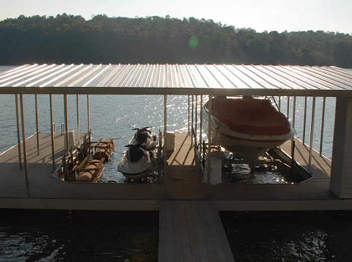Boat dock with Wood Walkeway Norris Lake