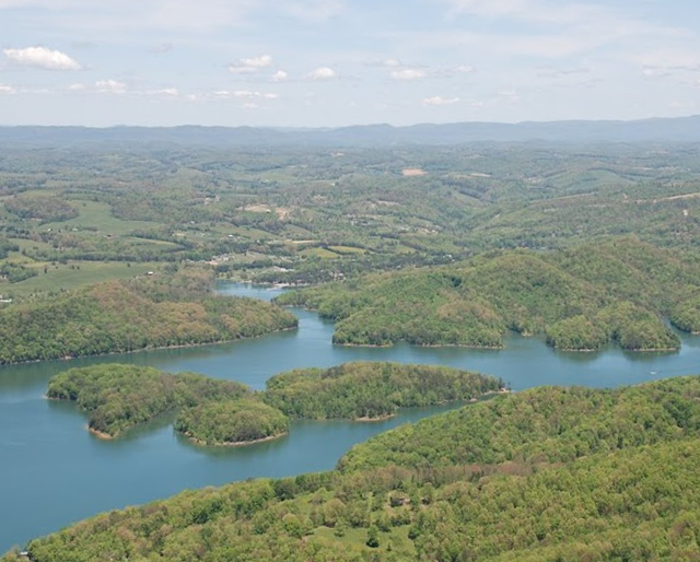 Swan Sugar Seymour Camp Homes for Sale Norris lake
